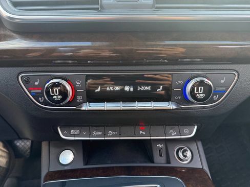 Used 2019 Audi Q5 2.0T Premium Plus w/ Premium Plus Package image 20