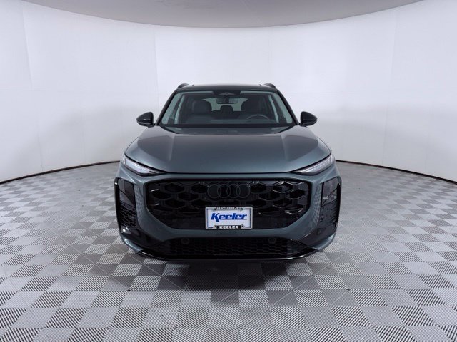 Certified 2026 Audi Q3 quattro 2.0T AWD/4WD image 2