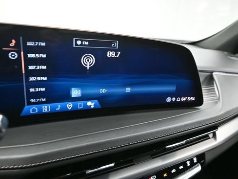 Used 2024 Cadillac XT4 Premium Luxury FWD image 22