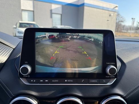 Used 2023 Nissan Sentra SV image 21