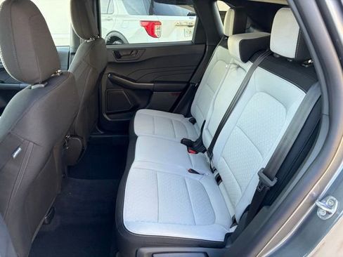 Used 2026 Ford Escape Active w/ Tech Pack #1 image 9