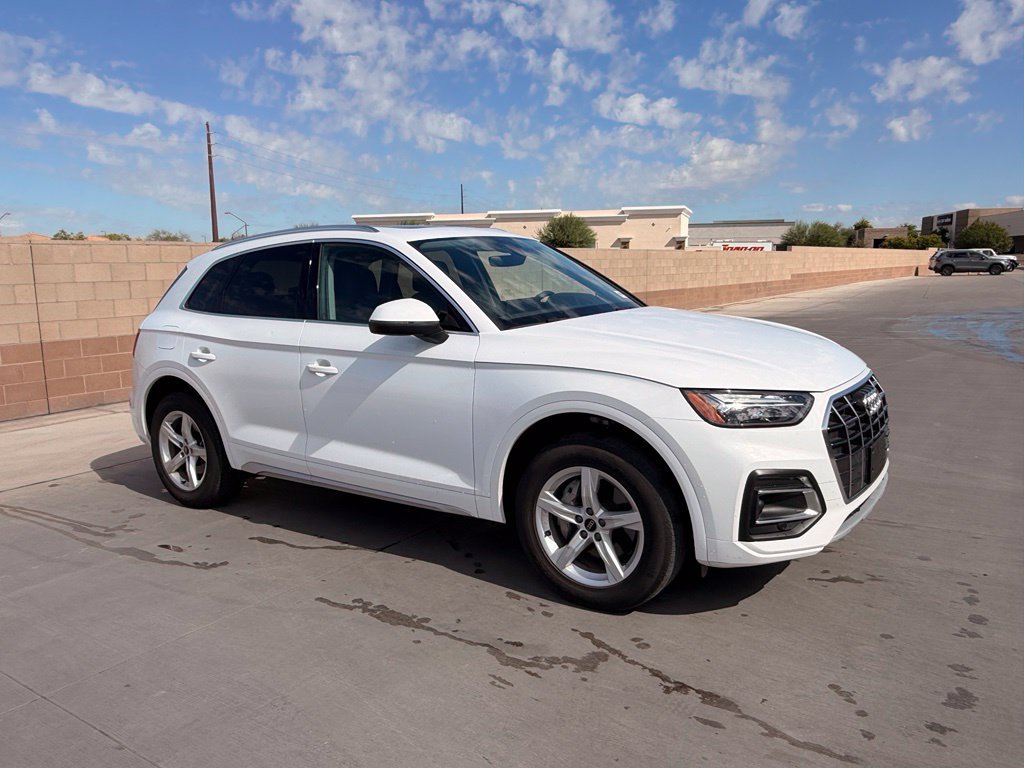 Used 2023 Audi Q5 2.0T Premium w/ Convenience Package AWD/4WD image 5