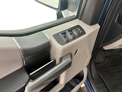 Used 2016 Ford F150 XLT w/ Equipment Group 302A Luxury AWD/4WD image 13