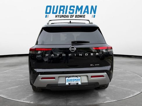 Used 2023 Nissan Pathfinder SL AWD/4WD image 5