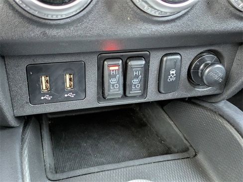 Used 2023 Mitsubishi Outlander Sport 2.0 image 20