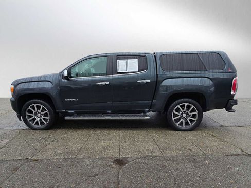 Used 2017 GMC Canyon Denali image 6