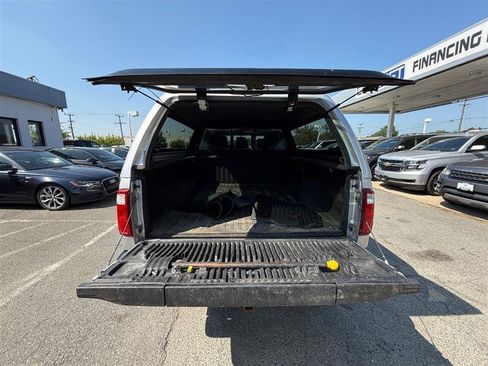 Used 2016 Ford F250 Platinum w/ FX4 Off-Road Package AWD/4WD image 23