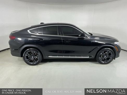 Used 2022 BMW X6 xDrive40i w/ Executive Package AWD/4WD image 5