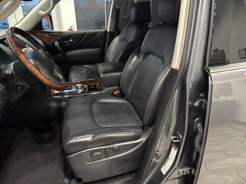 Used 2017 INFINITI QX80 4WD w/ Deluxe Technology Package image 16