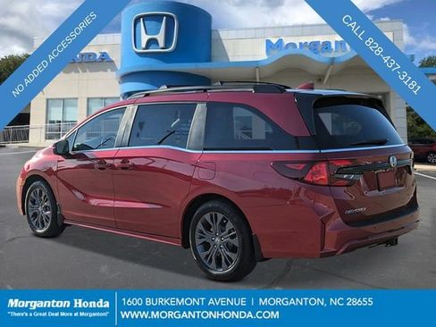 New 2026 Honda Odyssey Touring image 3