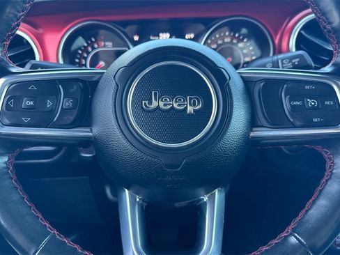 Used 2022 Jeep Gladiator Rubicon w/ LED Lighting Group image 24