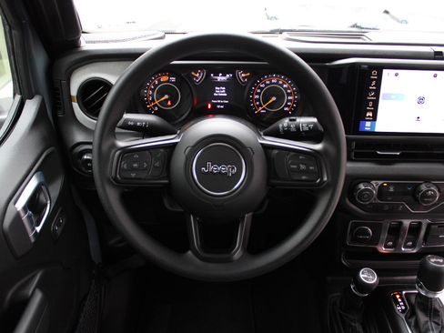 New 2026 Jeep Wrangler Sport AWD/4WD image 18