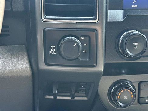 Used 2020 Ford F350 XLT AWD/4WD image 17