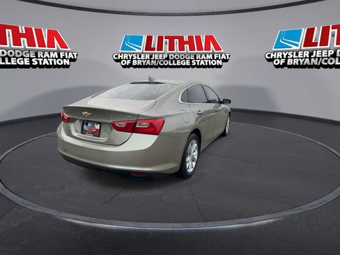 Used 2023 Chevrolet Malibu LT FWD image 7