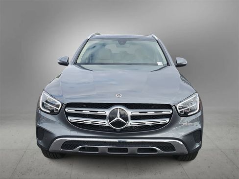 Used 2021 Mercedes-Benz GLC 300 4MATIC image 3