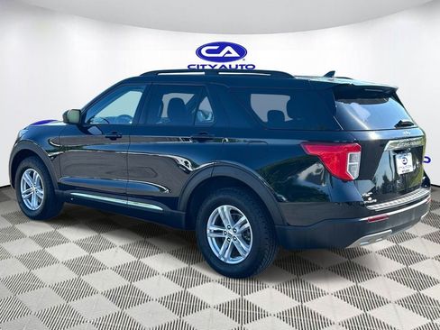 Used 2023 Ford Explorer XLT w/ Equipment Group 202A AWD/4WD image 6