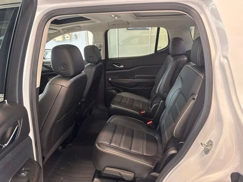 Used 2023 GMC Acadia Denali w/ Denali Ultimate Package AWD/4WD image 21