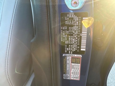 Used 2023 Kia Sorento S w/ Panoramic Sunroof Package FWD image 26