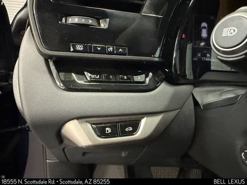 Used 2023 Lexus RX 350h w/ Cold Area Package AWD/4WD image 19
