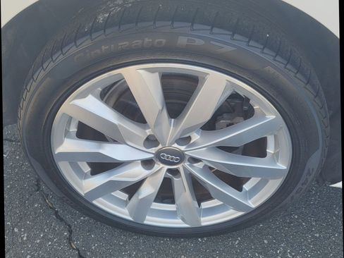 Used 2018 Audi A4 2.0T Ultra Premium w/ Convenience Package image 12