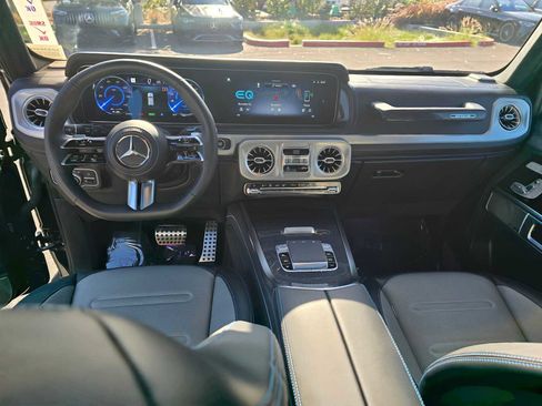 Used 2025 Mercedes-Benz G 580 w/ EQ Technology image 21