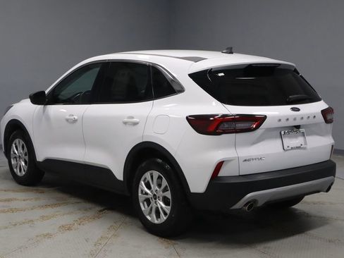 Used 2023 Ford Escape Active FWD image 8