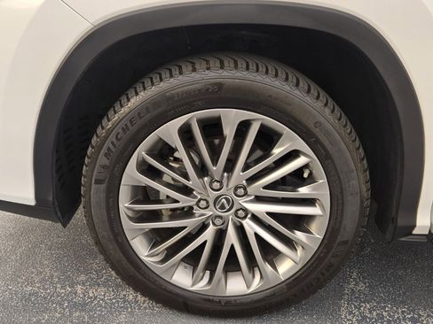 Used 2020 Lexus RX 450h AWD w/ Luxury Package image 16