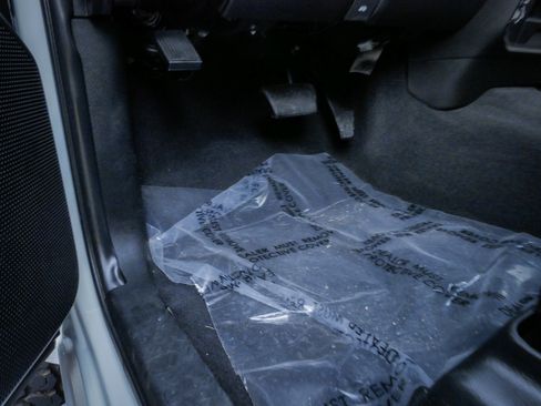 Used 2024 RAM 2500 Big Horn image 17