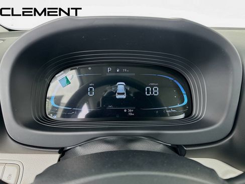Certified 2026 Hyundai Venue SEL FWD image 18