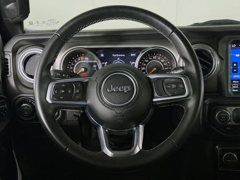 Used 2022 Jeep Gladiator Overland AWD/4WD image 26