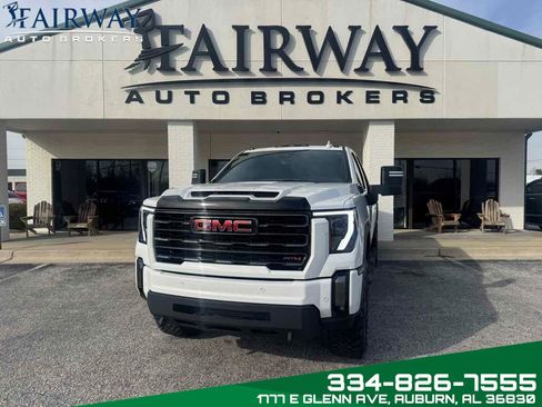 Used 2024 GMC Sierra 2500 AT4 w/ Technology Package image 1
