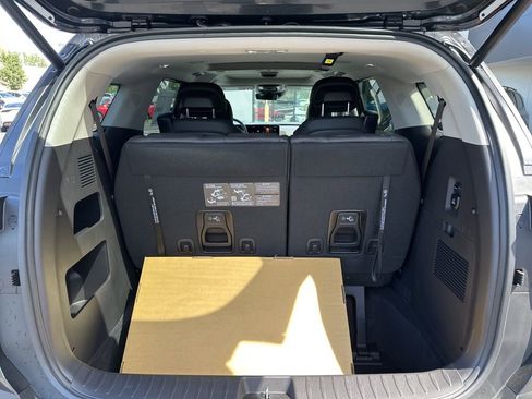 New 2026 Kia Carnival SX Prestige image 20