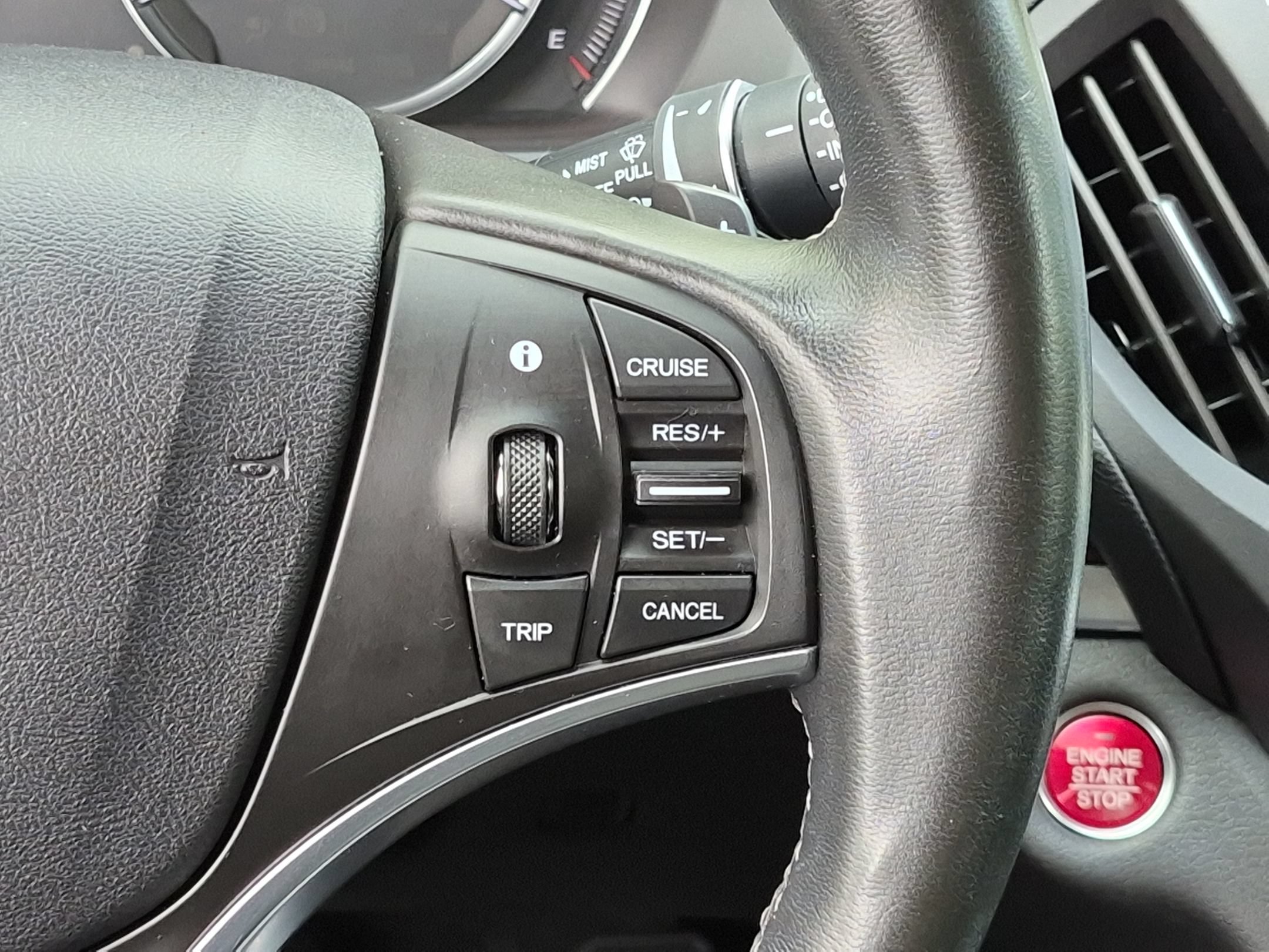 Used 2015 Acura MDX w/ Technology Package AWD/4WD image 9