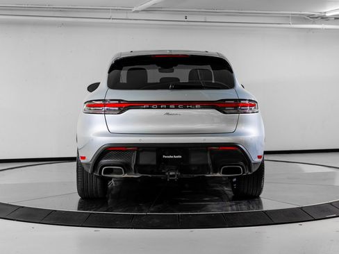 Certified 2025 Porsche Macan image 6