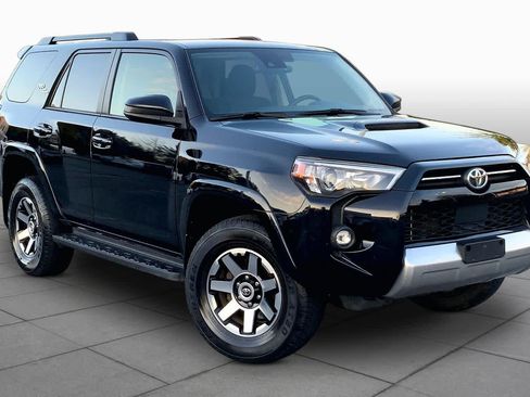 Used 2023 Toyota 4Runner TRD Off-Road AWD/4WD image 3