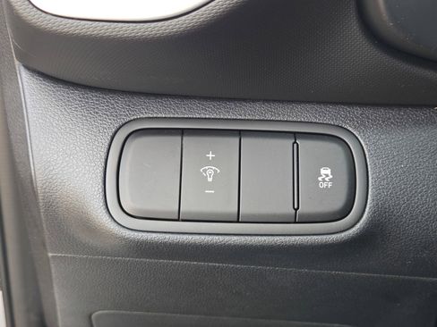 New 2026 Hyundai Venue SE image 14