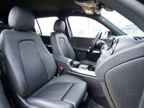 Certified 2023 Mercedes-Benz EQB 300 4MATIC image 40