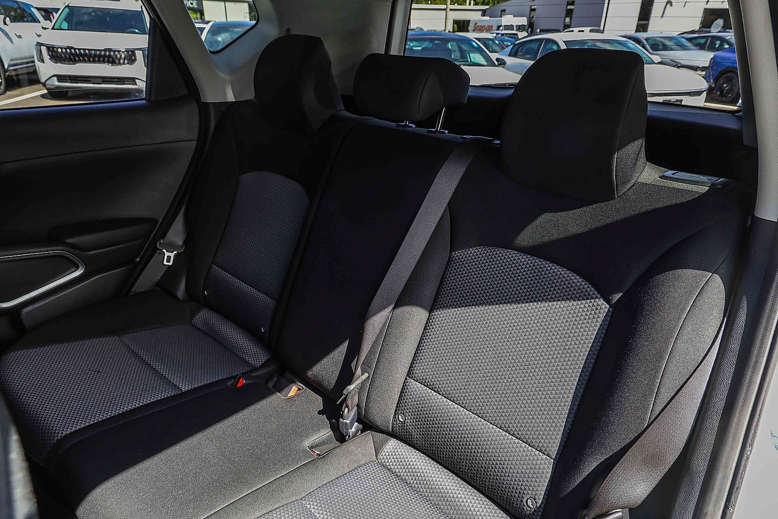 Certified 2025 Kia Soul LX w/ LX Technology Package FWD image 21