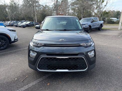 Used 2021 Kia Soul LX image 2
