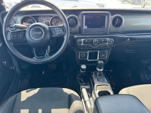 Used 2023 Jeep Wrangler Unlimited Sport AWD/4WD image 15
