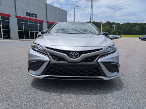 Used 2023 Toyota Camry XSE FWD image 8