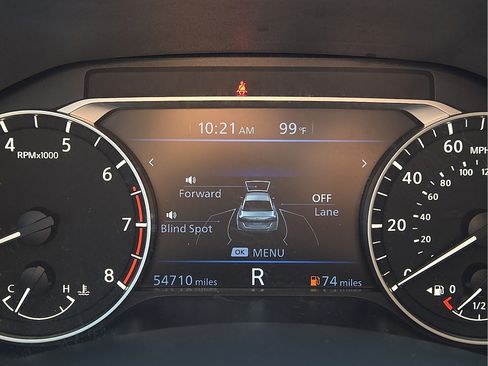 Used 2023 Nissan Altima 2.5 SV FWD image 18