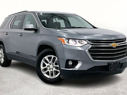 Used 2021 Chevrolet Traverse LT