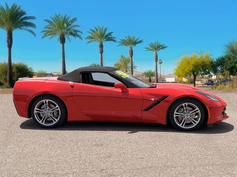 Used 2017 Chevrolet Corvette Stingray Convertible w/ Battery Protection Package RWD image 6