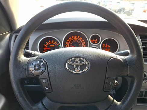 Used 2010 Toyota Tundra 4x4 Double Cab image 23