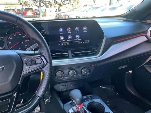 Used 2024 Chevrolet Trax RS w/ Driver Confidence Package image 6