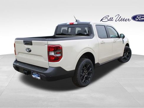New 2025 Ford Maverick Lariat w/ Black Appearance Package image 3