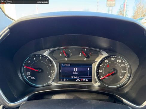 Certified 2019 Chevrolet Equinox LT w/ Driver Convenience Package image 26