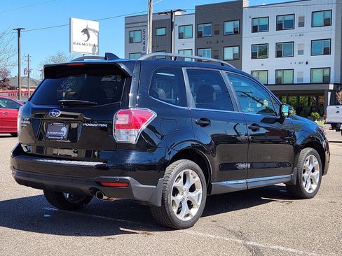 Used 2018 Subaru Forester 2.5i Touring w/ Popular Package #2 AWD/4WD image 9