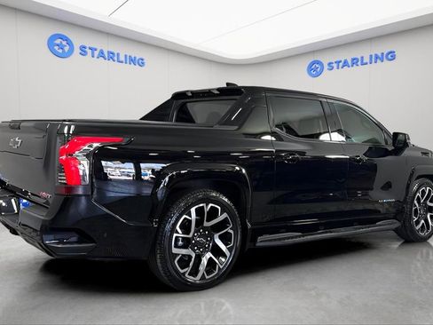 Used 2024 Chevrolet Silverado EV RST image 9